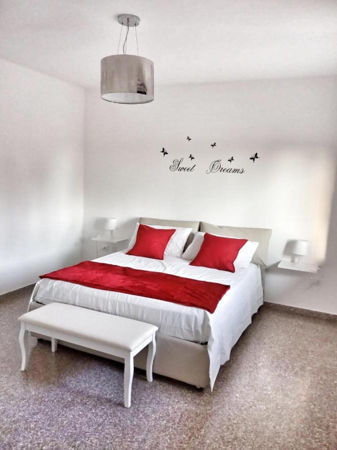 Red Tower Venice Apartment - 2 Mins From Vce Airport- Free Wifi Tessera Exterior foto